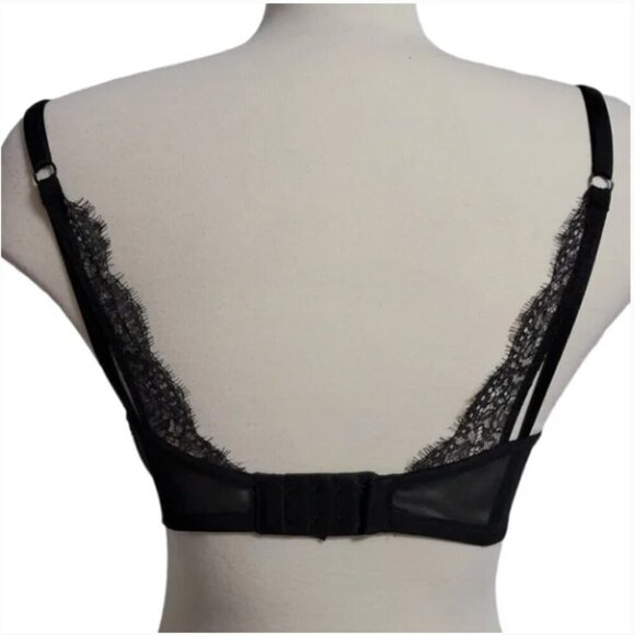 Victoria's Secret | Size 32DDD Black and Nude Lace Detail Push Up Bra - Picture 4 of 5